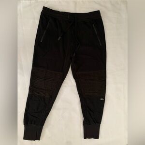 ALO Yoga Men's Black Ribbed Joggers